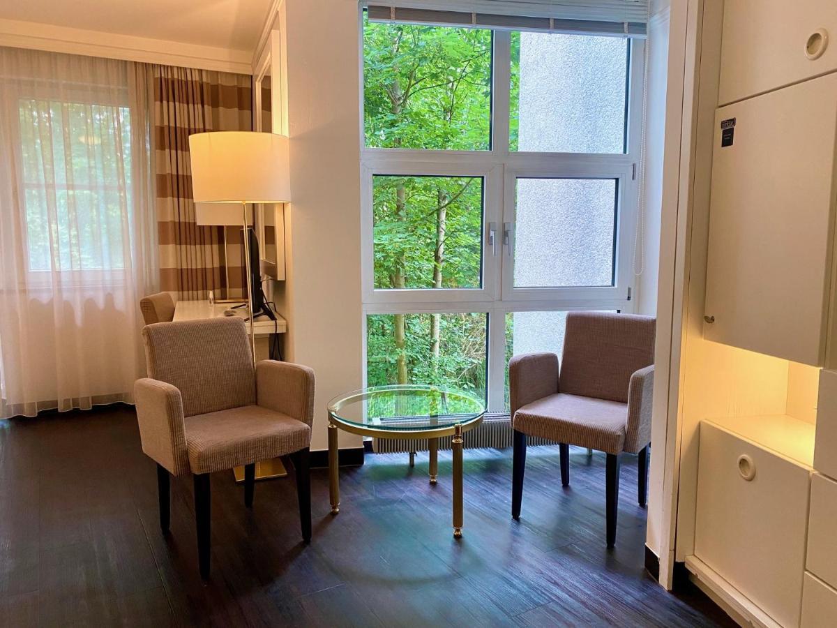 Relexa Waldhotel Schatten Στουτγκάρδη Εξωτερικό φωτογραφία